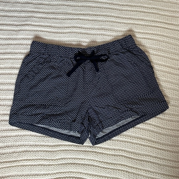 GAP Pants - GAP, Navy Blue Patterned Shorts, Size M